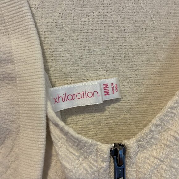 vory Cream Textured Lace Cap Sleeve Dress - Medium - Picture 5 of 5